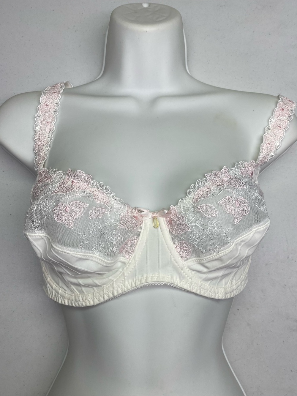 esmara WHT/PNK Unlined Underwire, 38C *P1026